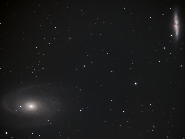 M81-(галактика Бодэ)+M82-(галактика Сигара)